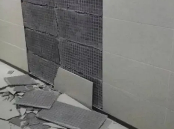 莲湖瓷砖空鼓维修公司分享下莲湖墙砖松动维修的知识
